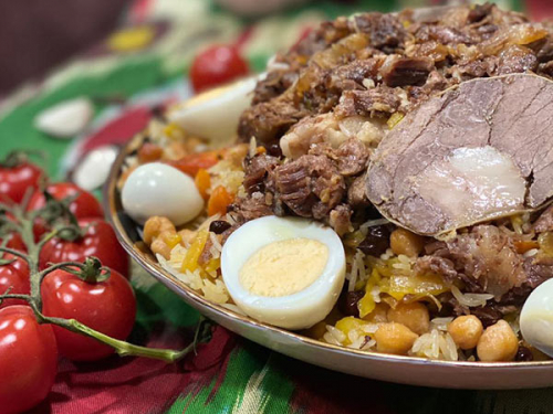 Плов и самса на Ивлиева (Яккасарай)